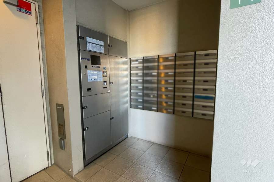 宅配ボックスと共用ポスト