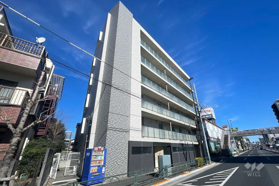 グランフォース西新井の外観（南西側から）