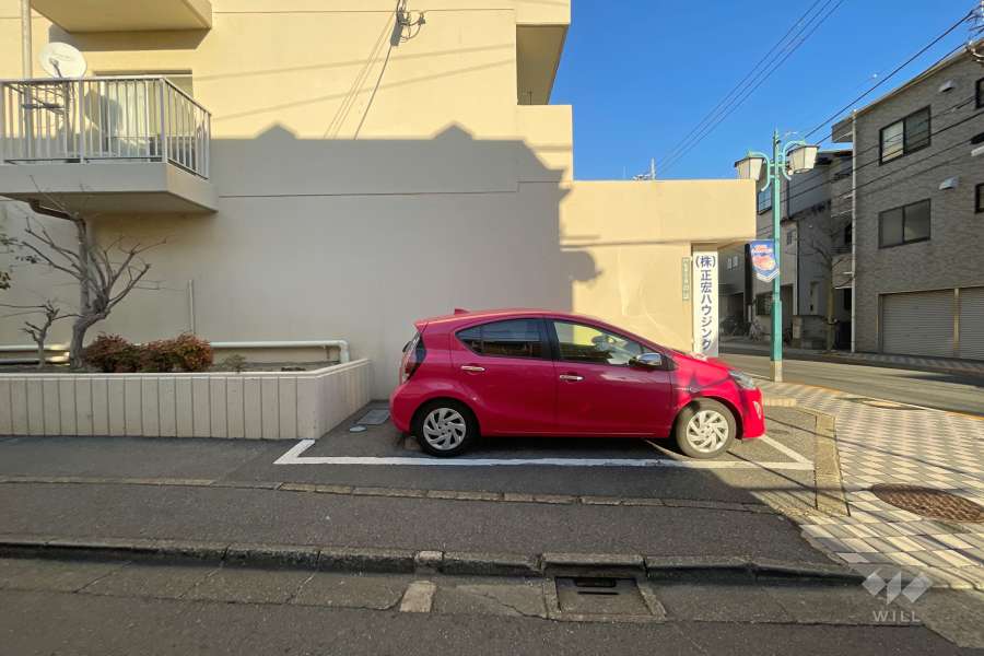 敷地内駐車場（屋外平面式）