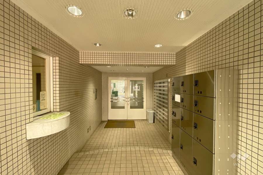 エントランスホール　