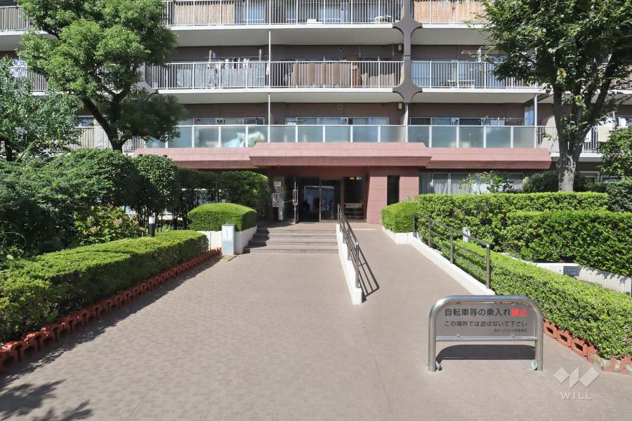 エントランスアプローチ