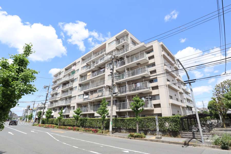 カームタウン南花畑の外観（南東側から）