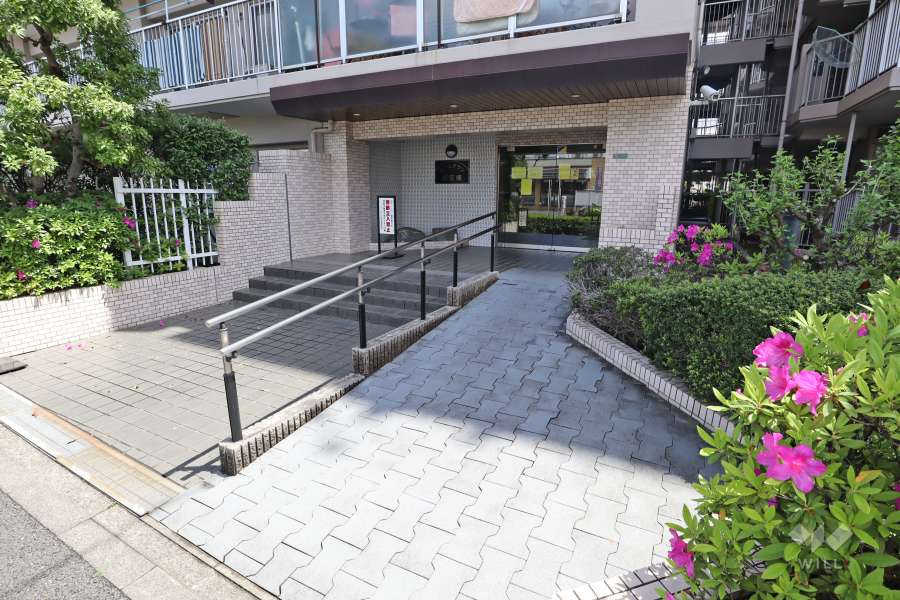 エントランスアプローチ