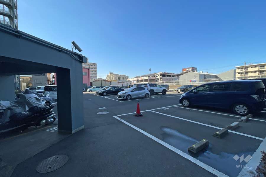 敷地内駐車場（屋外平面式）
