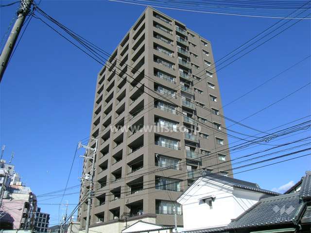 サーパス池田駅前の外観(南東側から)