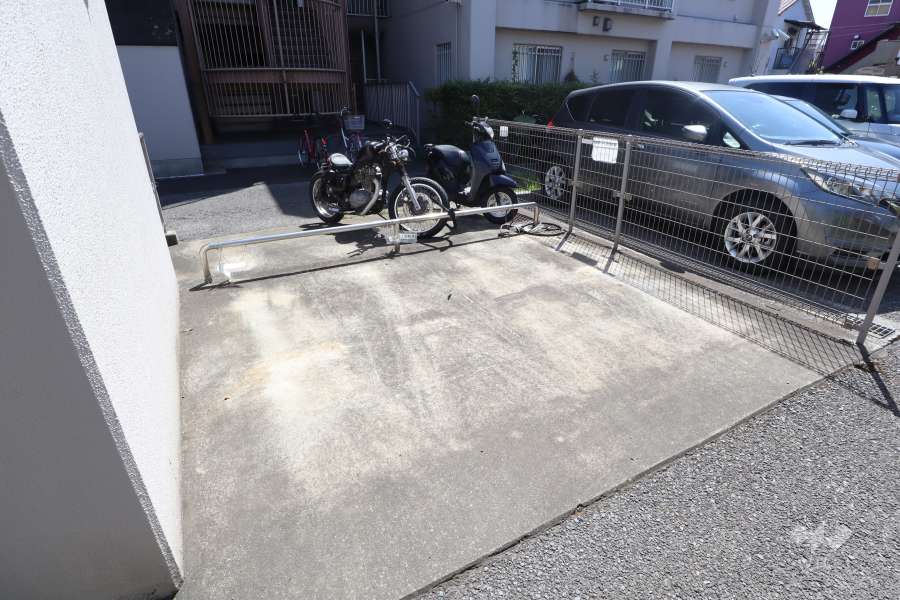 バイク置場