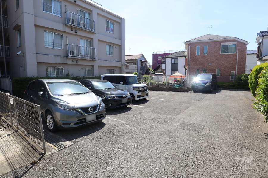 敷地内駐車場（屋外平面式）