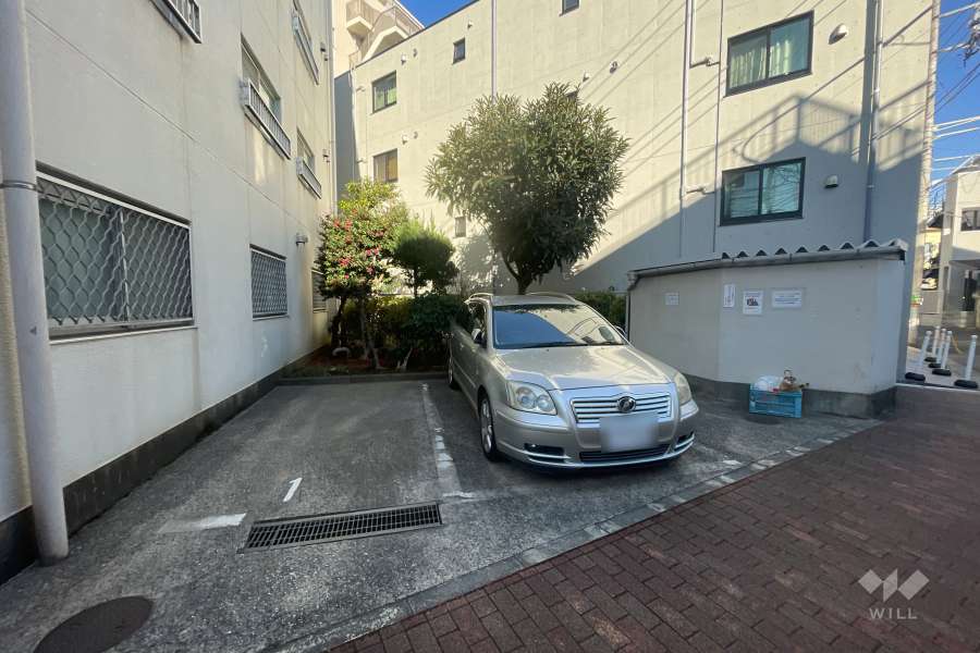 敷地内駐車場（屋外平面式）