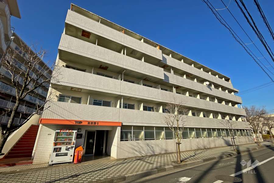 トップ五反野の外観（南西側から）