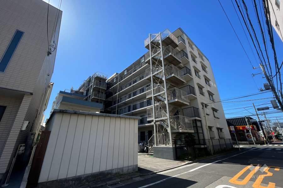 ニュー五反野スカイハイツの外観（北東側から）
