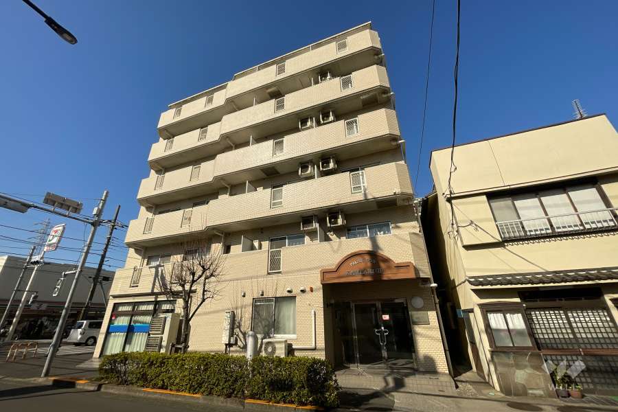 パレドール亀有2の外観（南東側から）