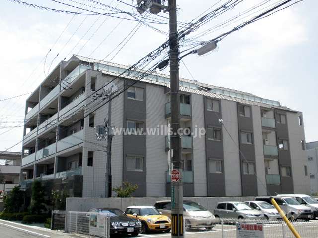 アパガーデンコート箕面牧落の外観(北東側から)