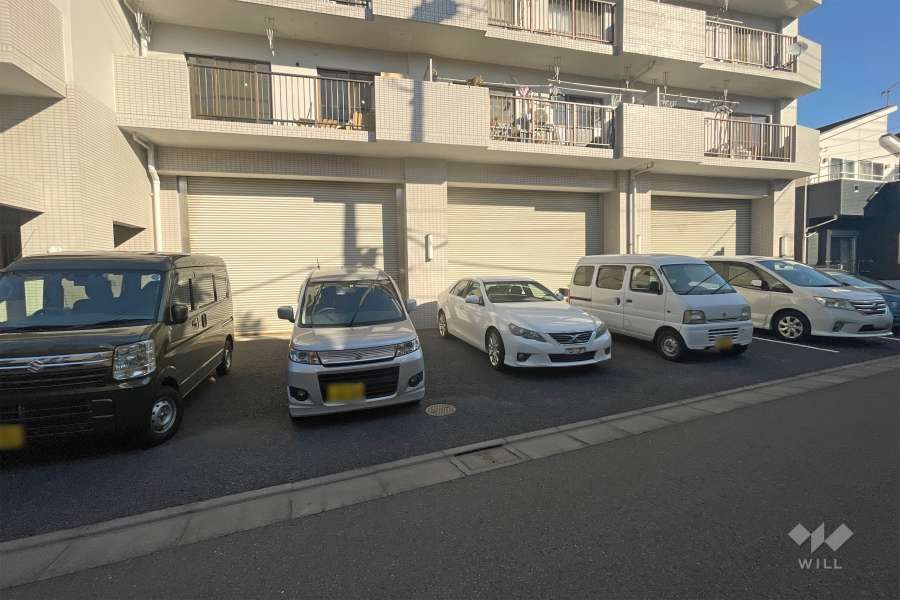 敷地内駐車場（屋外平面式）