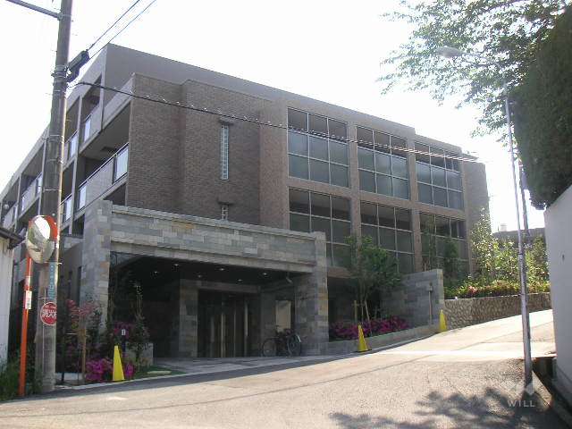 箕面桜ヶ丘アインスの外観（東側から）