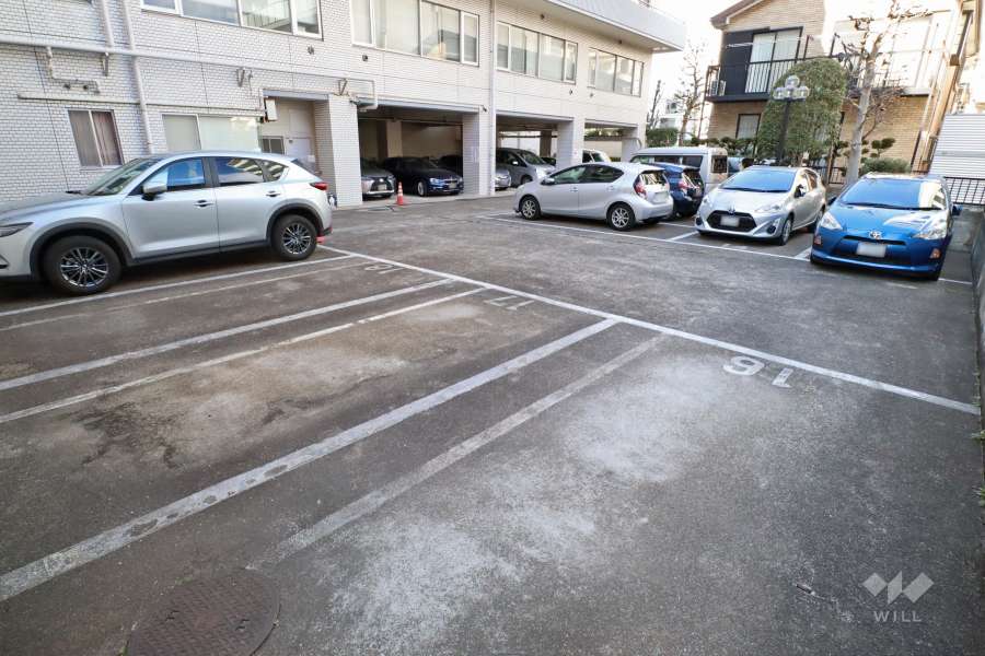 敷地内駐車場（屋外平面式・屋内平面式）