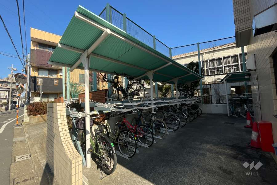 駐輪場（屋根付き）