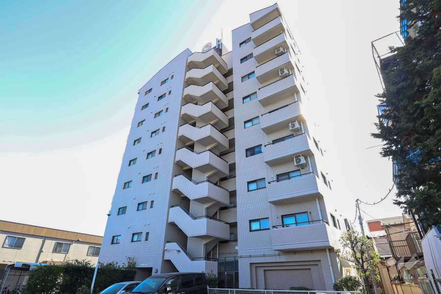 北千住ビューハイツの外観（北西側から）