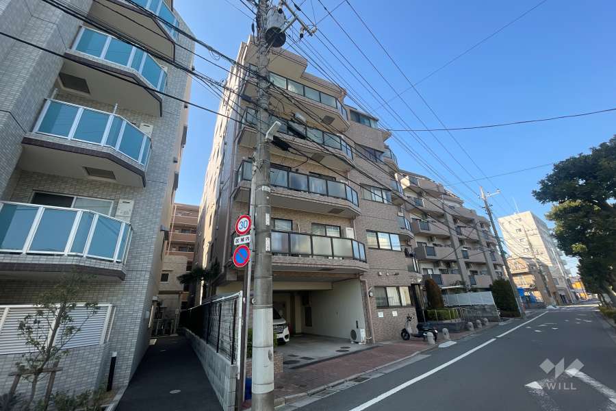 アーバンヒルズ北綾瀬の外観（南東側から）