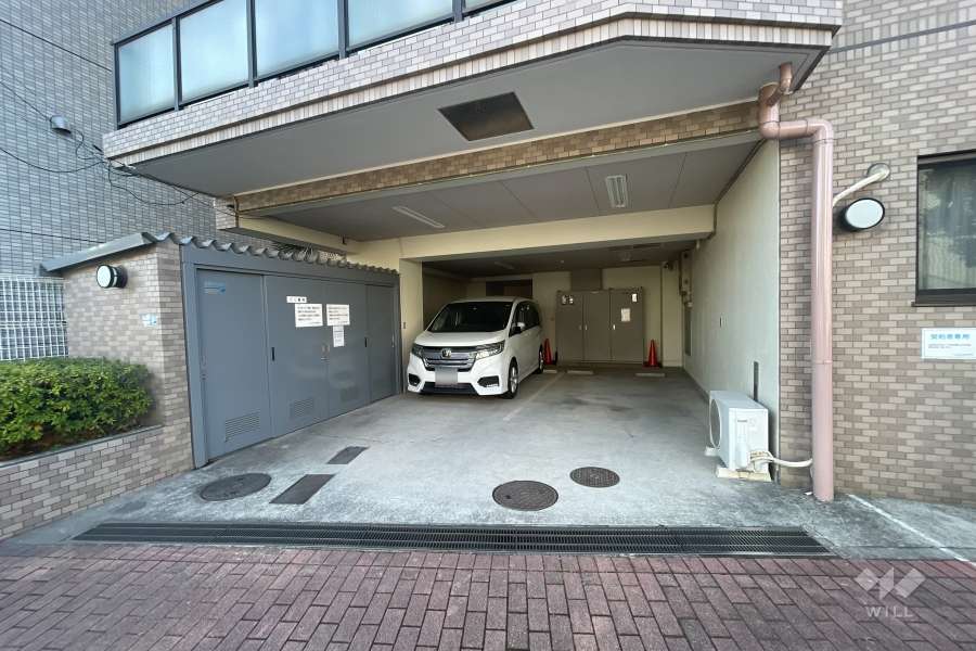 敷地内駐車場（屋内平面式）