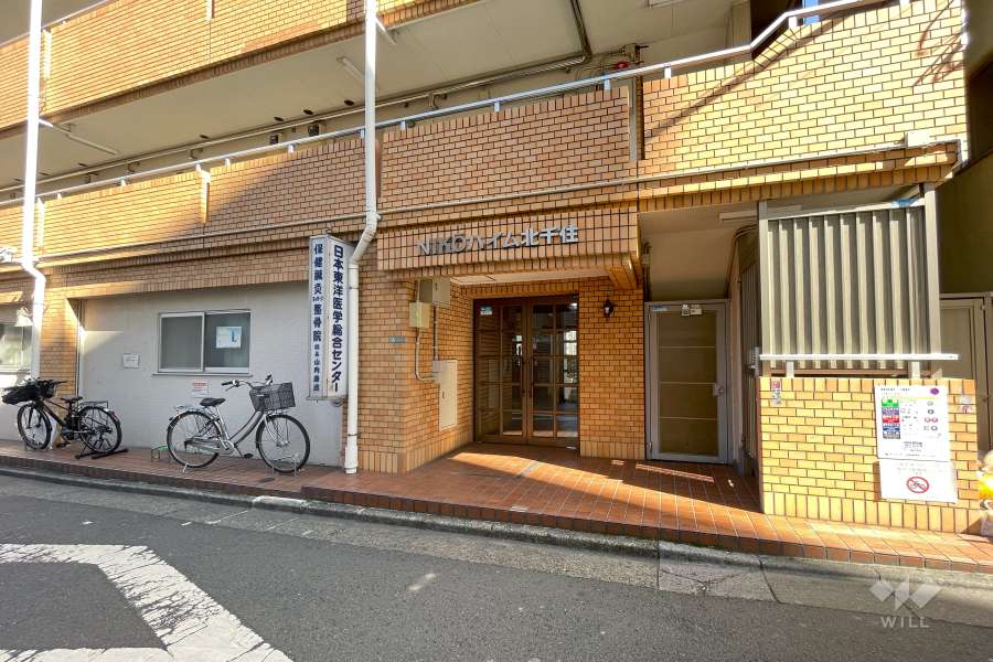 エントランス（西側）