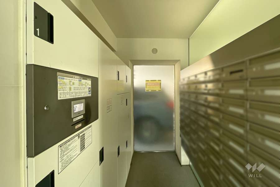 宅配ボックスと共用ポスト