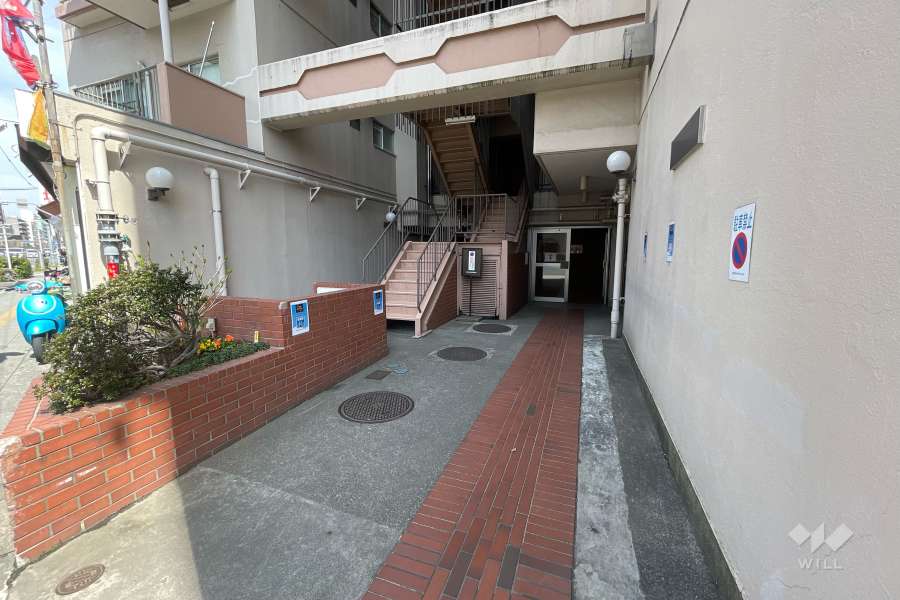 エントランスアプローチ