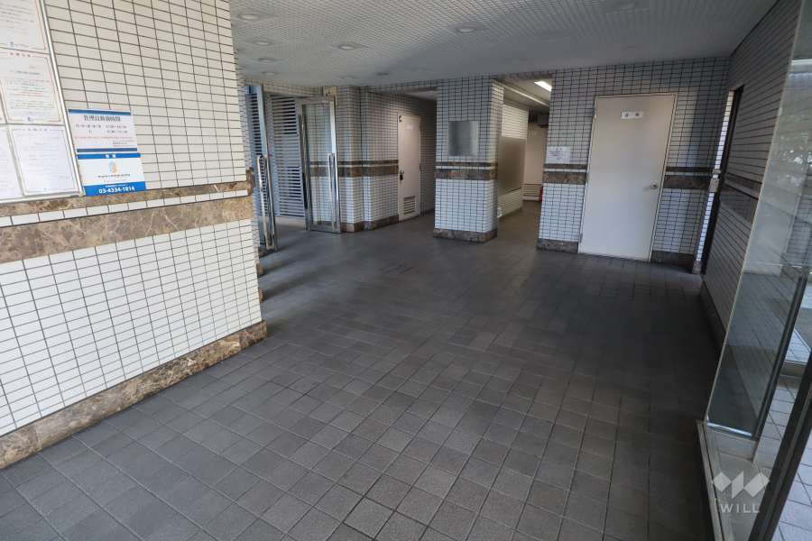 エントランスホール