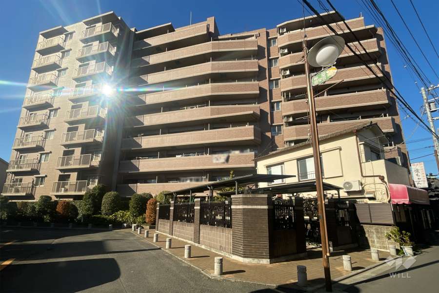 ナイスブライトピア北千住の外観（東側から）