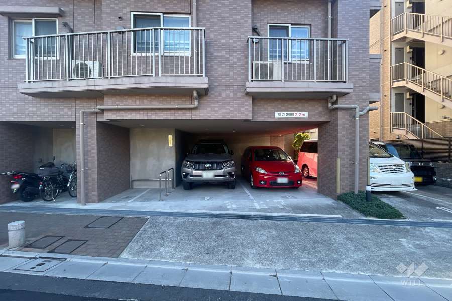 敷地内駐車場（屋内平面式・屋外平面式）