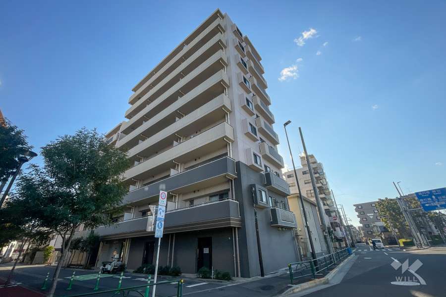 日神パレステージ西新井の外観（南西側から）