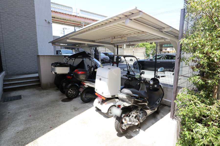 バイク置場