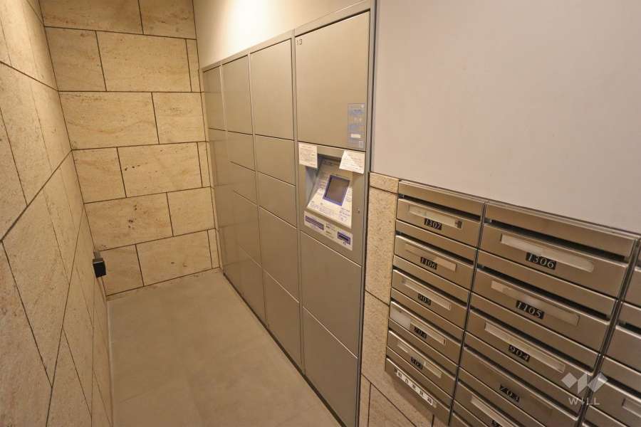 宅配ボックスと共用ポスト