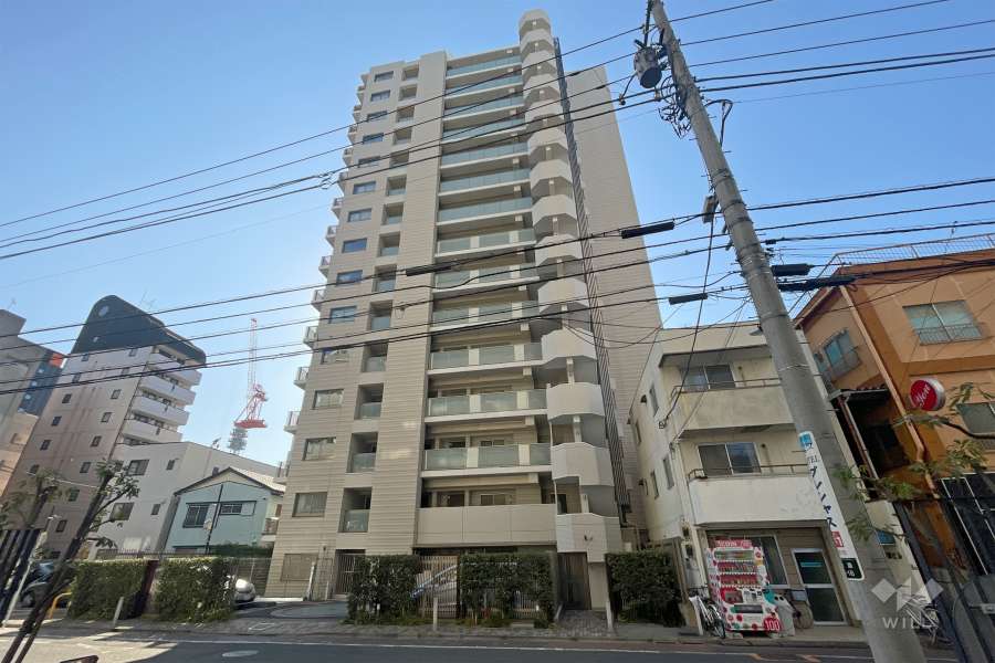 プラウド綾瀬の外観（北側から）