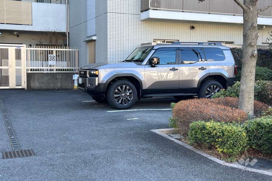 敷地内駐車場（屋外平面式）