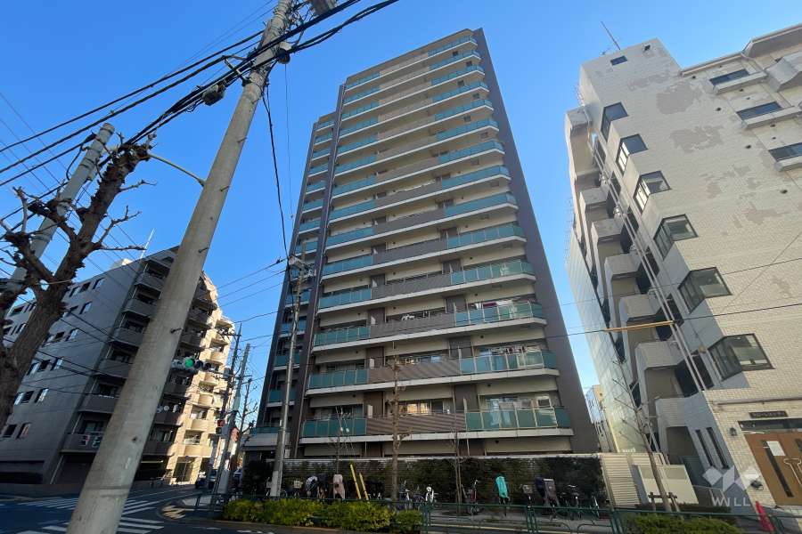 パレステージ綾瀬の外観（西側から）