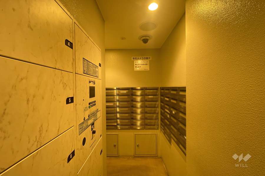 共用ポストと宅配ボックス