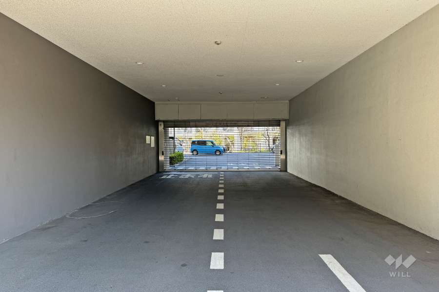 駐車場出入口（リングシャッター付き）