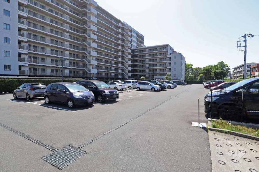 敷地内駐車場（屋外平面式）