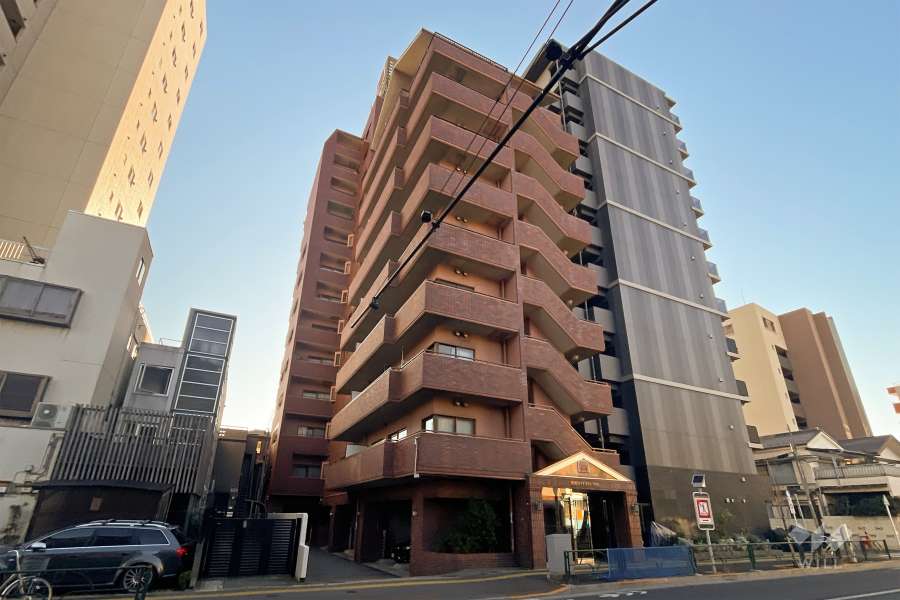 信開ダイナスティ千住の外観（北東側から）