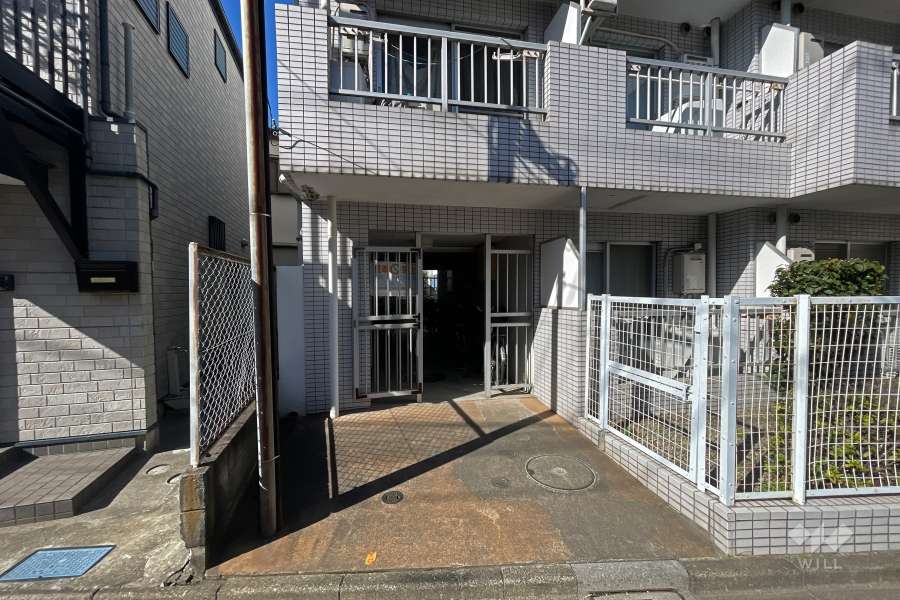 駐輪場の出入り口