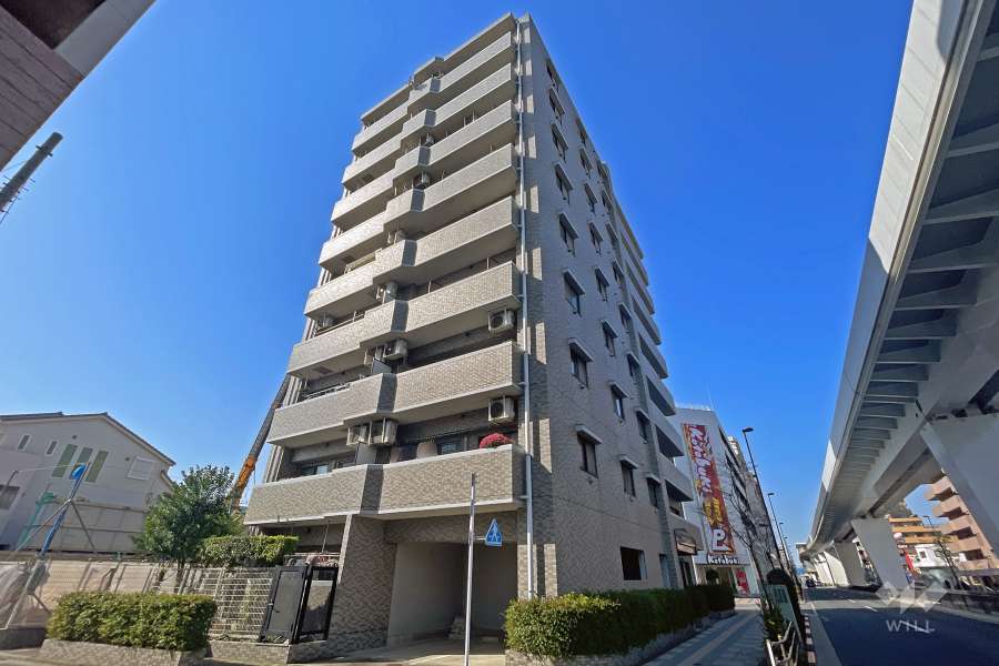 センチュリー西新井２の外観（南東側から）