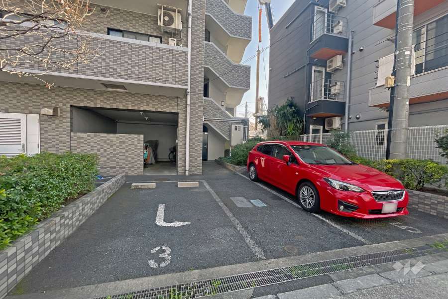敷地内駐車場（屋外平面式）