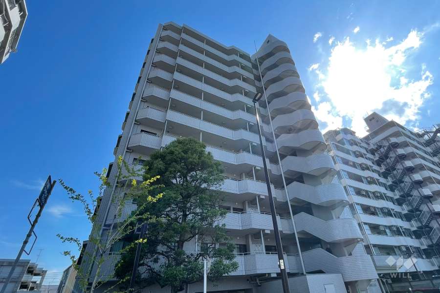北綾瀬パークホームズの外観（北東側から）