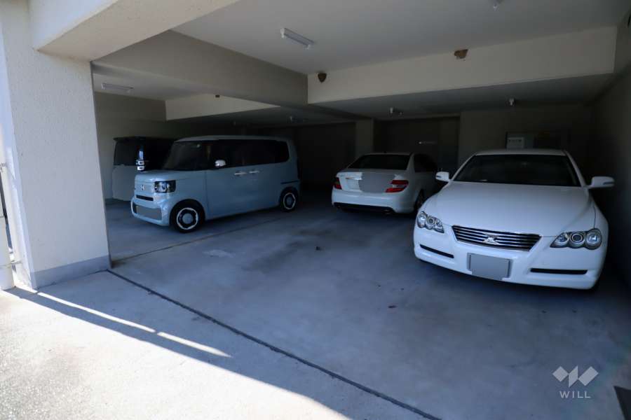 敷地内駐車場(屋内平面式)