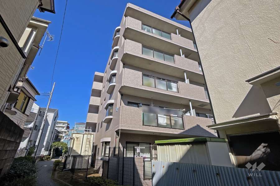 グレイスコート梅島の外観（北西側から）