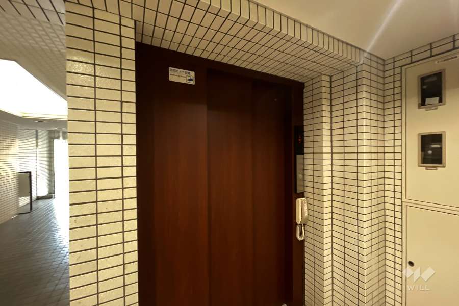 エレベーターホール