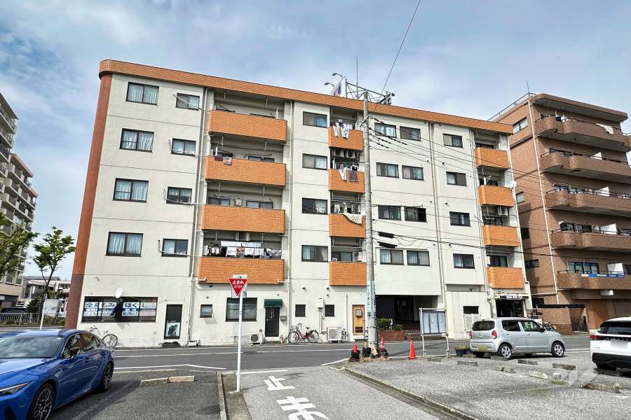 エスユーハイムの外観（南西側から）