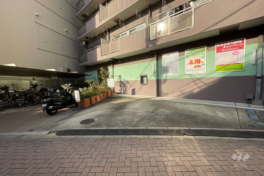 敷地内駐車場（屋外平面式）