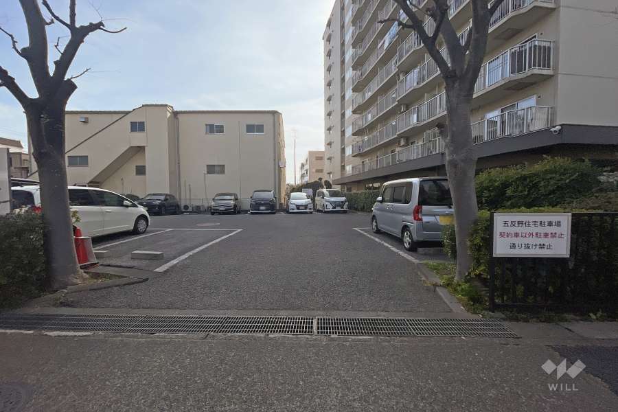 敷地内駐車場（屋外平面式）