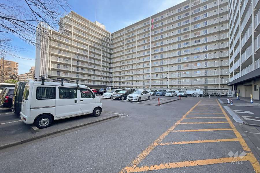 敷地内駐車場（屋外平面式）